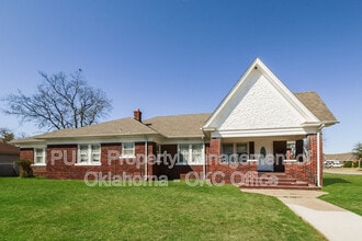 Building Photo - NW 22nd Street - 2236