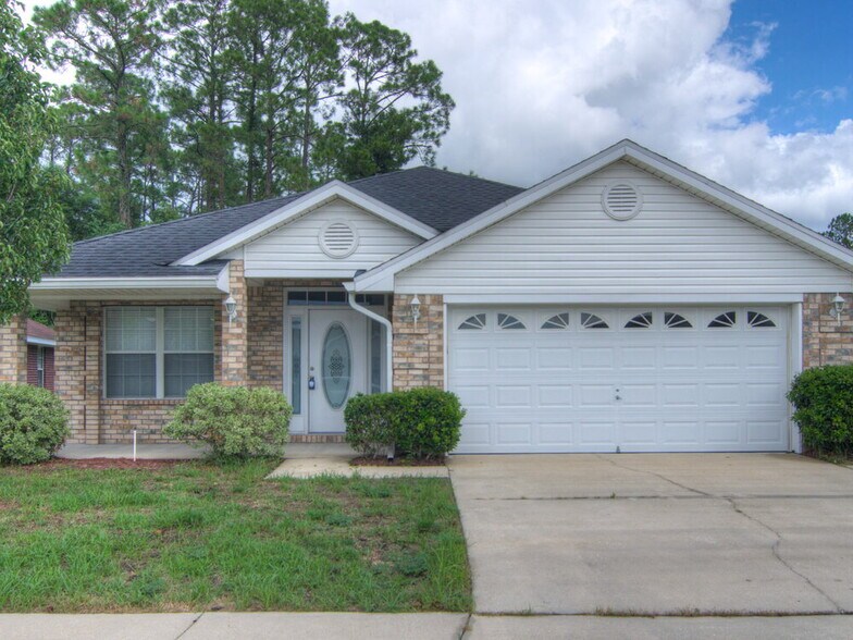 Primary Photo - 7317 Ironside Dr E