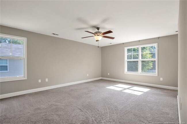 Building Photo - 2779 Rivercliff Rd