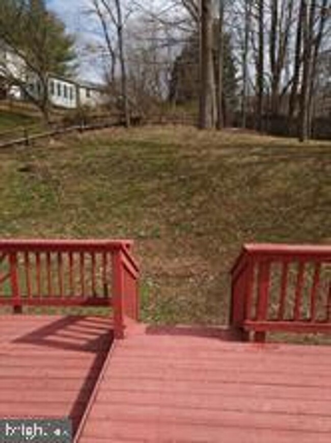 Building Photo - LOVELY SINGLE FAMILY HOME IN SILVER SPRING