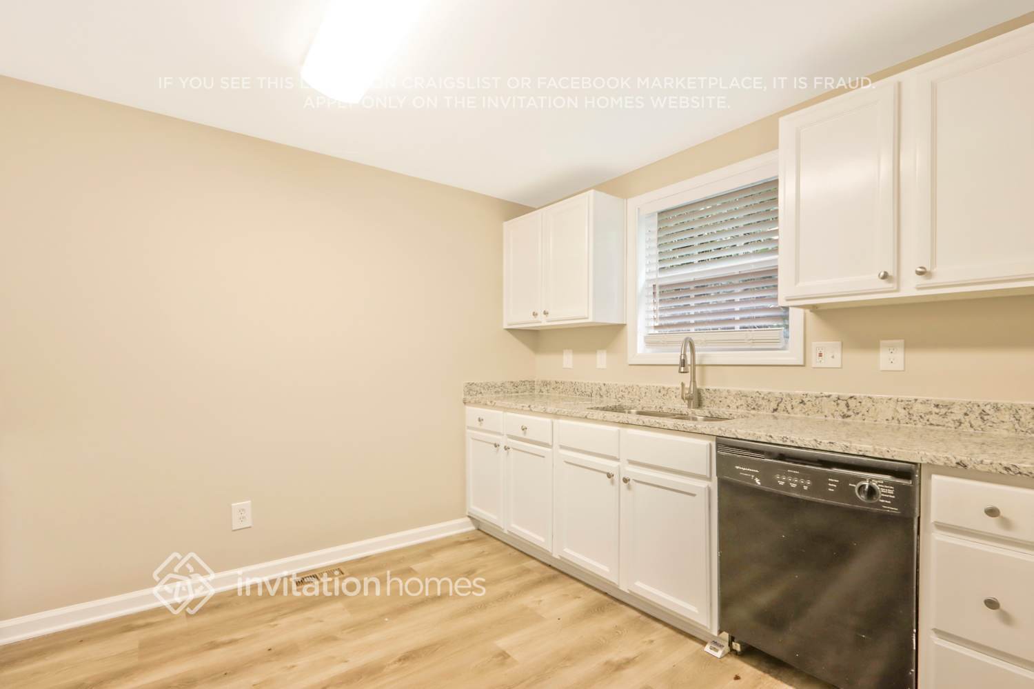 Building Photo - 5255 Sweet Air Ln