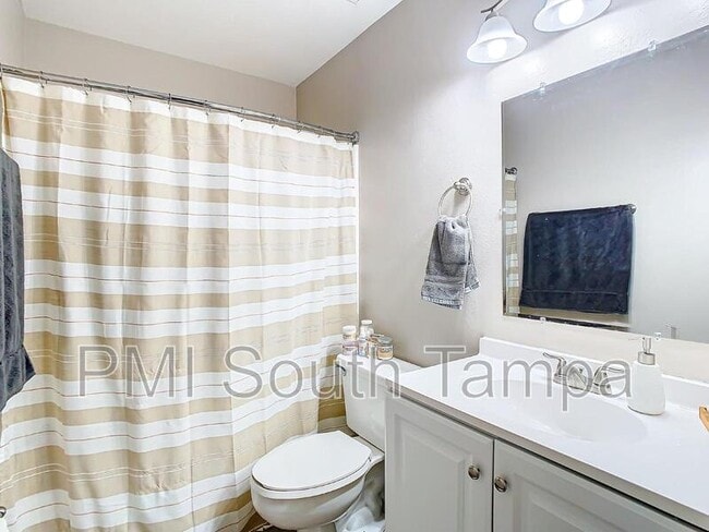 Building Photo - 2760 Braham Ct