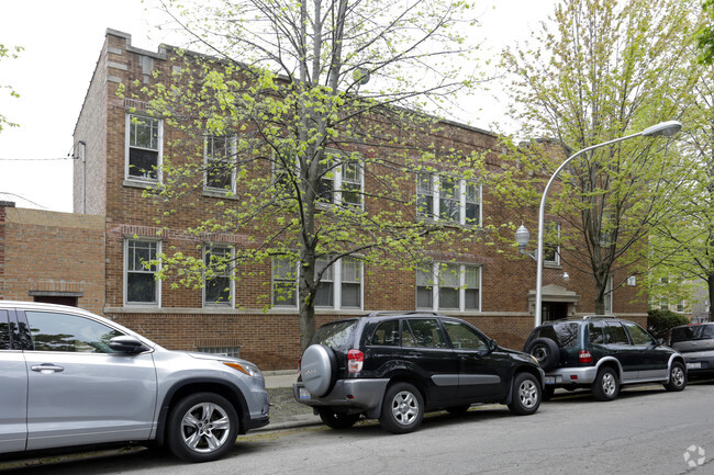Building Photo - 2525 W Arthur Ave