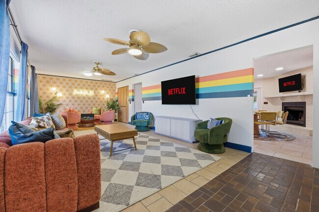 Building Photo - 428 46th St NW