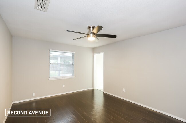 Building Photo - 500 S Colonial Dr