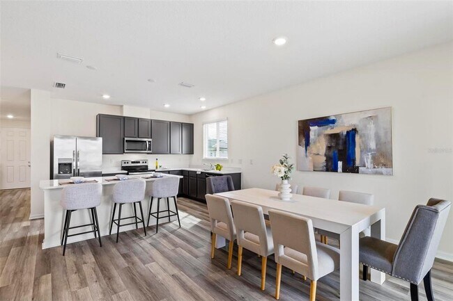 Building Photo - 85 Las Casitas Blvd