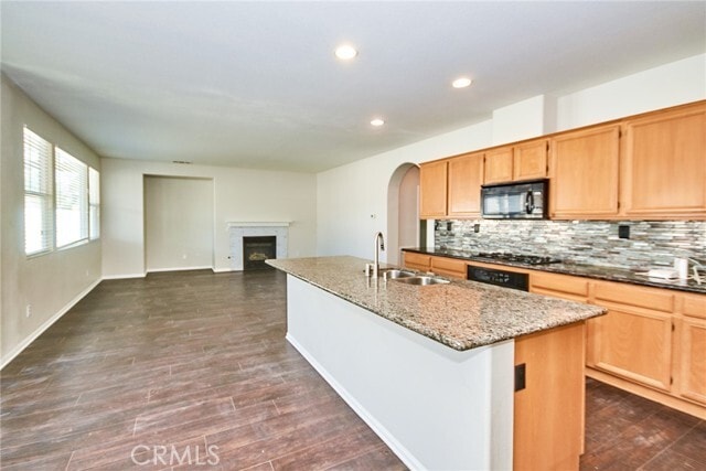 Building Photo - 1213 Sandy NK