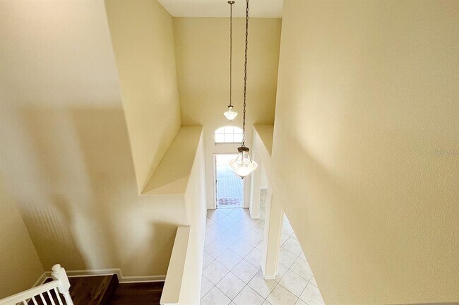 Building Photo - 1604 Thetford Cir
