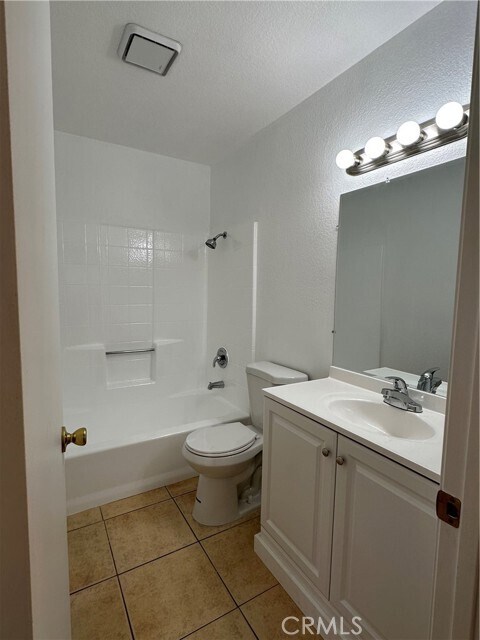 Building Photo - 8822 Ramona St