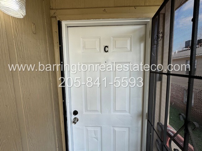 Building Photo - 1116 4th Ave W