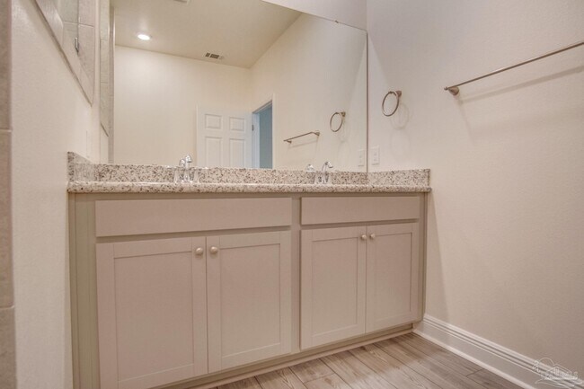 Building Photo - 4620 Sago Palm Cir