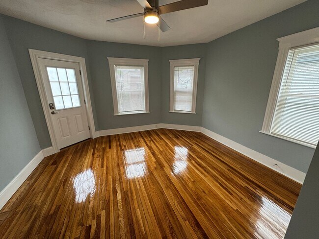 Building Photo - 35-37 Cameron