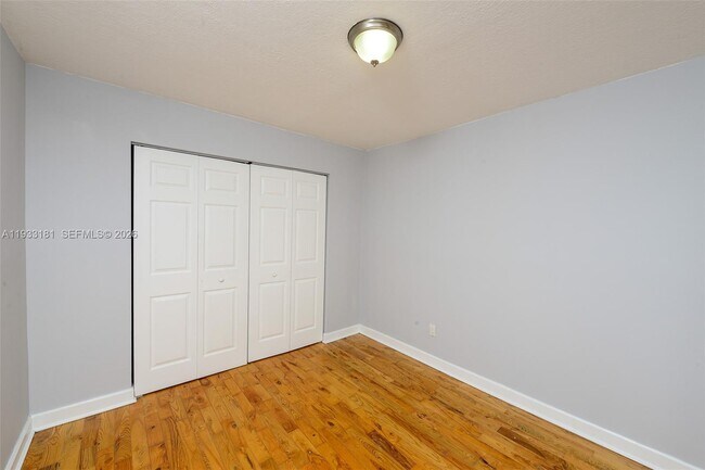 Building Photo - 14471 SW 139th Ave Cir W