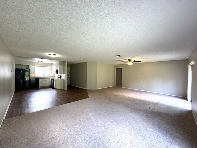 Building Photo - 5225 Wildflower Rd