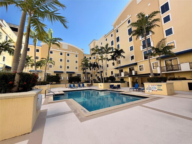 Building Photo - 8395 SW 73rd Ave