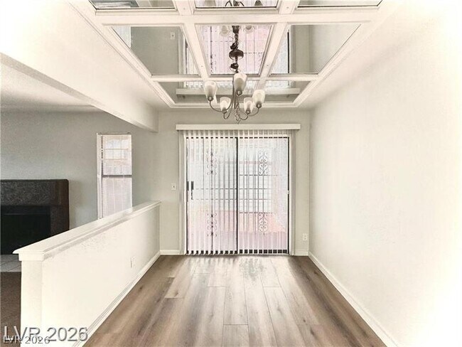 Building Photo - 2112 Venus Ave