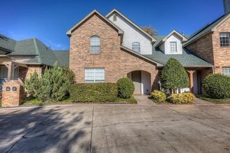Building Photo - 5855 Pecan Chase