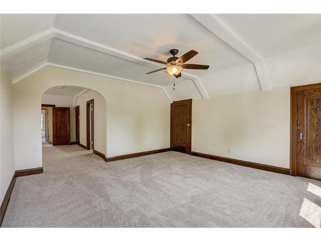 Building Photo - 4218 33rd Ave S