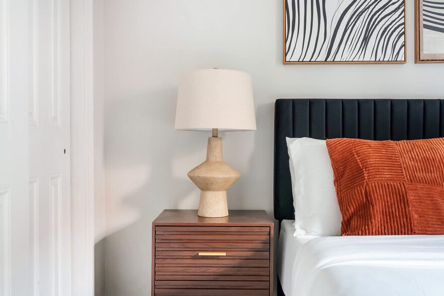 Building Photo - 234 Mott St