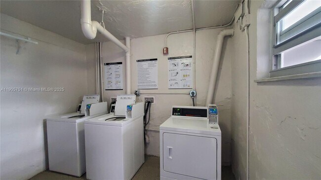 Building Photo - 14180 SW 84th St