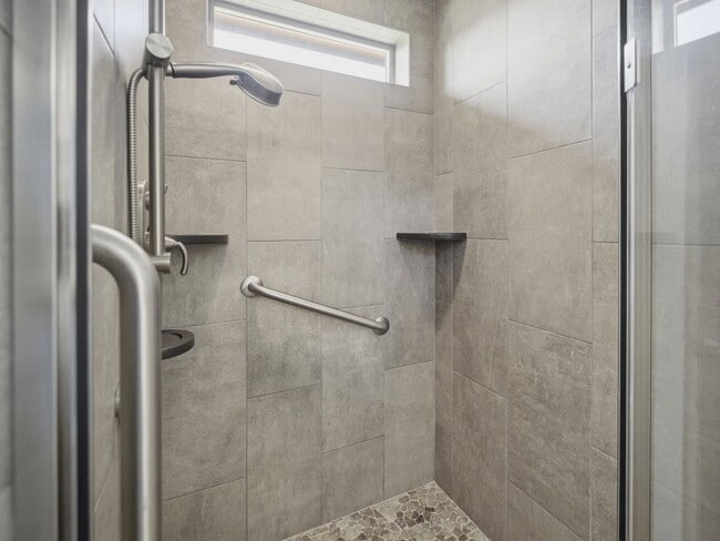 Building Photo - Spacious Unfurnished Home in Liberty Lake | Modern Living in a Prime Location