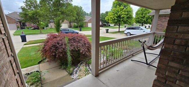Building Photo - 40184 Long Horn Dr