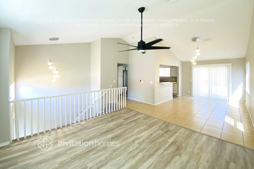 Building Photo - 1208 W Sand Hills Ct