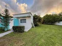 Building Photo - 341 23rd Way S