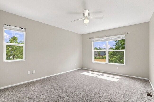 Building Photo - $2,045.95 - 3-Bed, 3-Bath Townhome with Modern Upgrades and Private Yard!