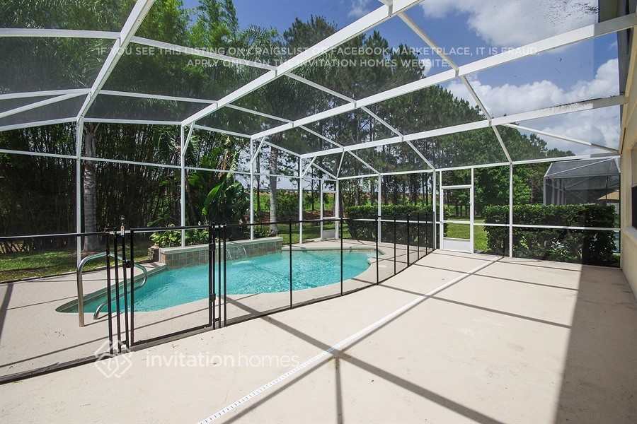 Building Photo - 5011 Bellthorn Dr