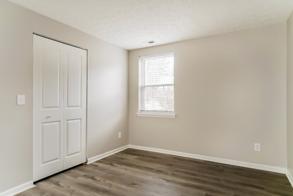 Building Photo - 5848 Brambleton Ave