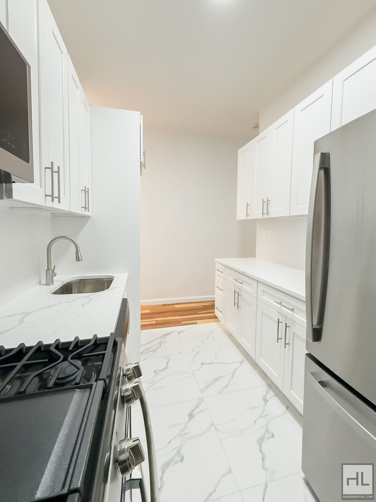 Building Photo - Massive Fort Greene 3-Bed 1-Bath / In Unit...