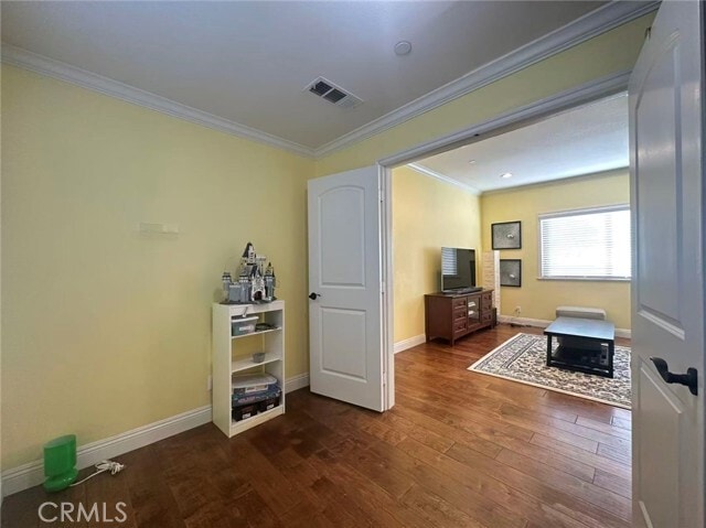 Building Photo - 58 S Altadena Dr