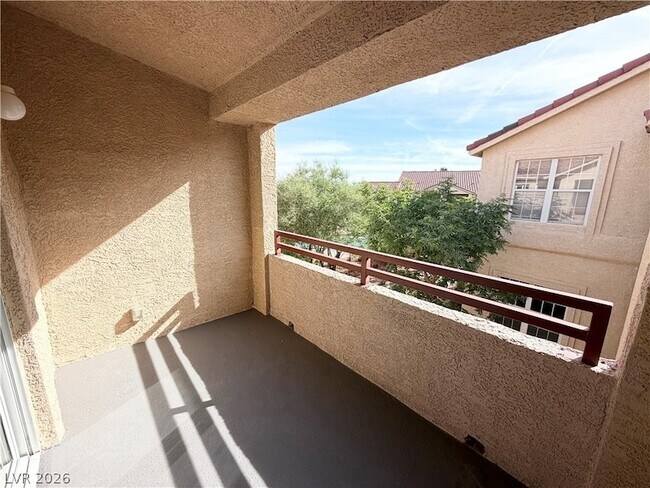 Building Photo - 520 Arrowhead Trail