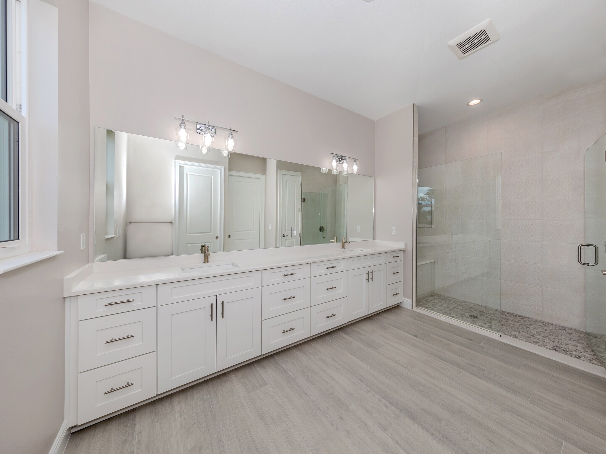 Building Photo - 1760 Lugano Cir