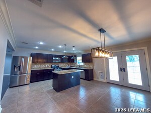 Building Photo - 614 Shadywood Ln