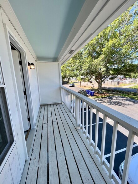 Front Bedroom Balcony - 272 Fleming Rd