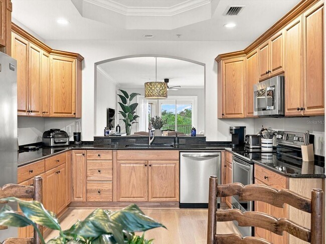 Building Photo - 5122 Manorwood Dr