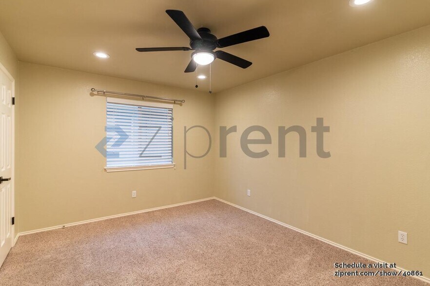 Building Photo - 14830 Bescott Dr