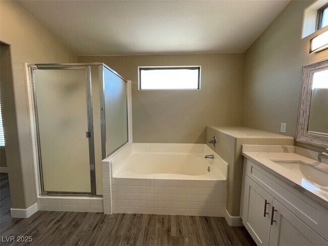 Building Photo - 8050 Villa Avada Ct