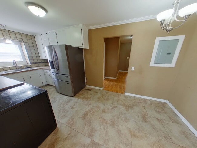 Building Photo - 13220 SW 90th St