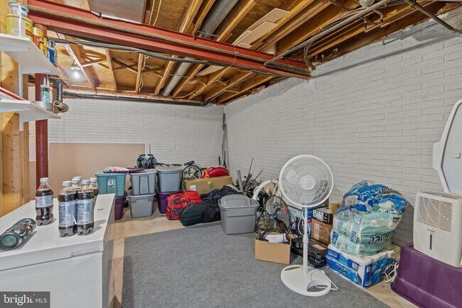 Building Photo - 1232 Peggy Dr