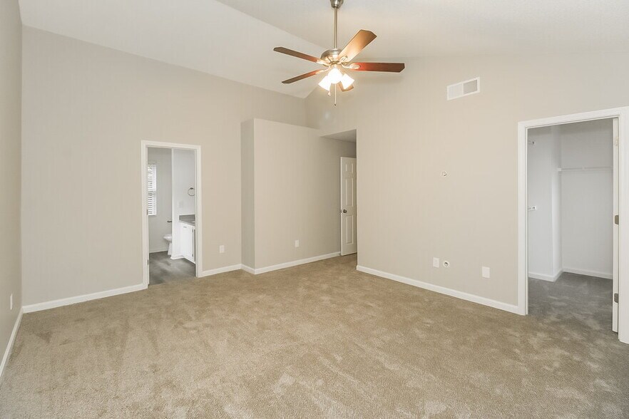 Building Photo - 4379 Yellow Rose Dr