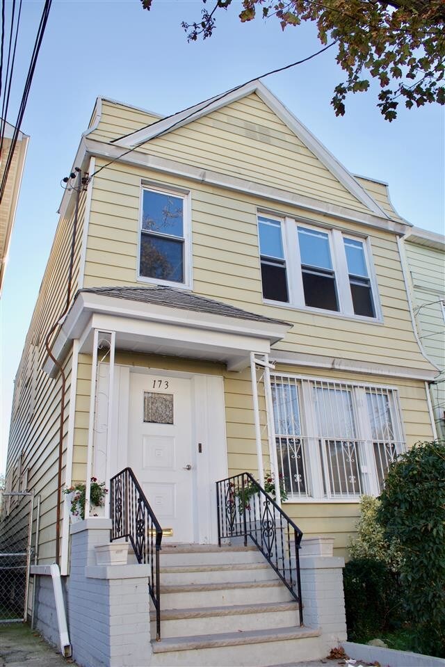 Primary Photo - 173 Boyd Ave
