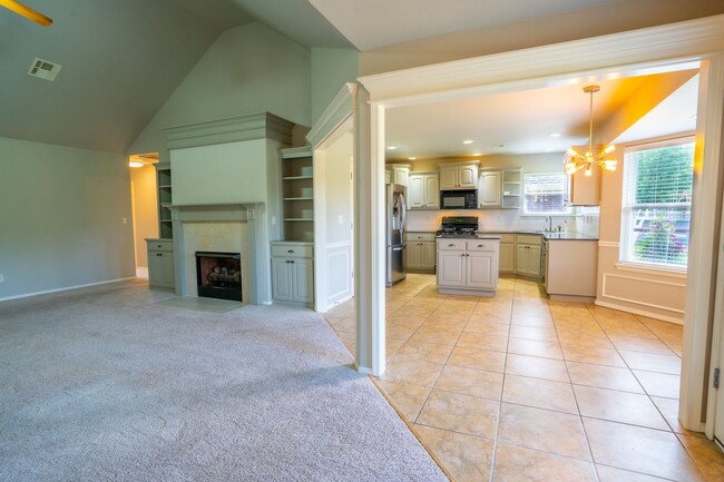 Building Photo - 4 Bed | 2 Bath | Owasso | $2060 | Mid July