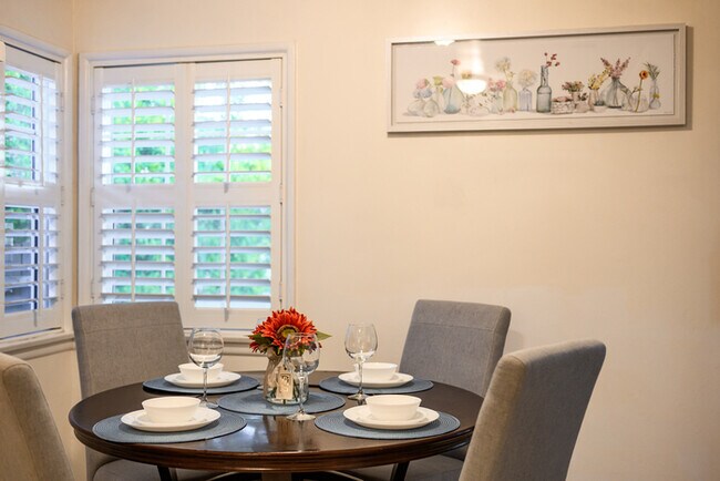 Building Photo - 1751 Belmont Ave