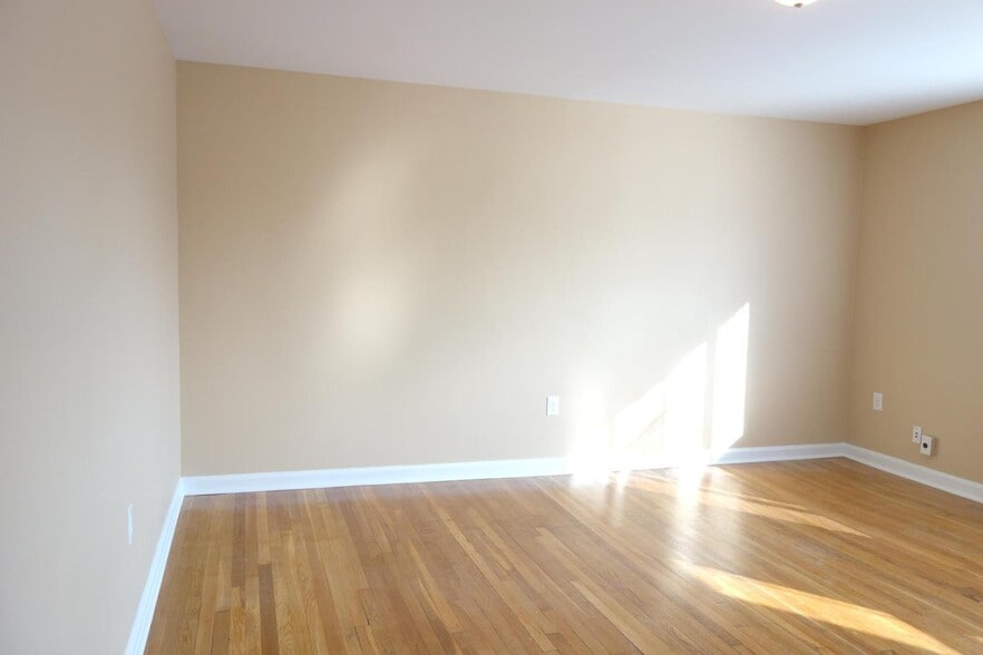 Building Photo - 4108 40th St