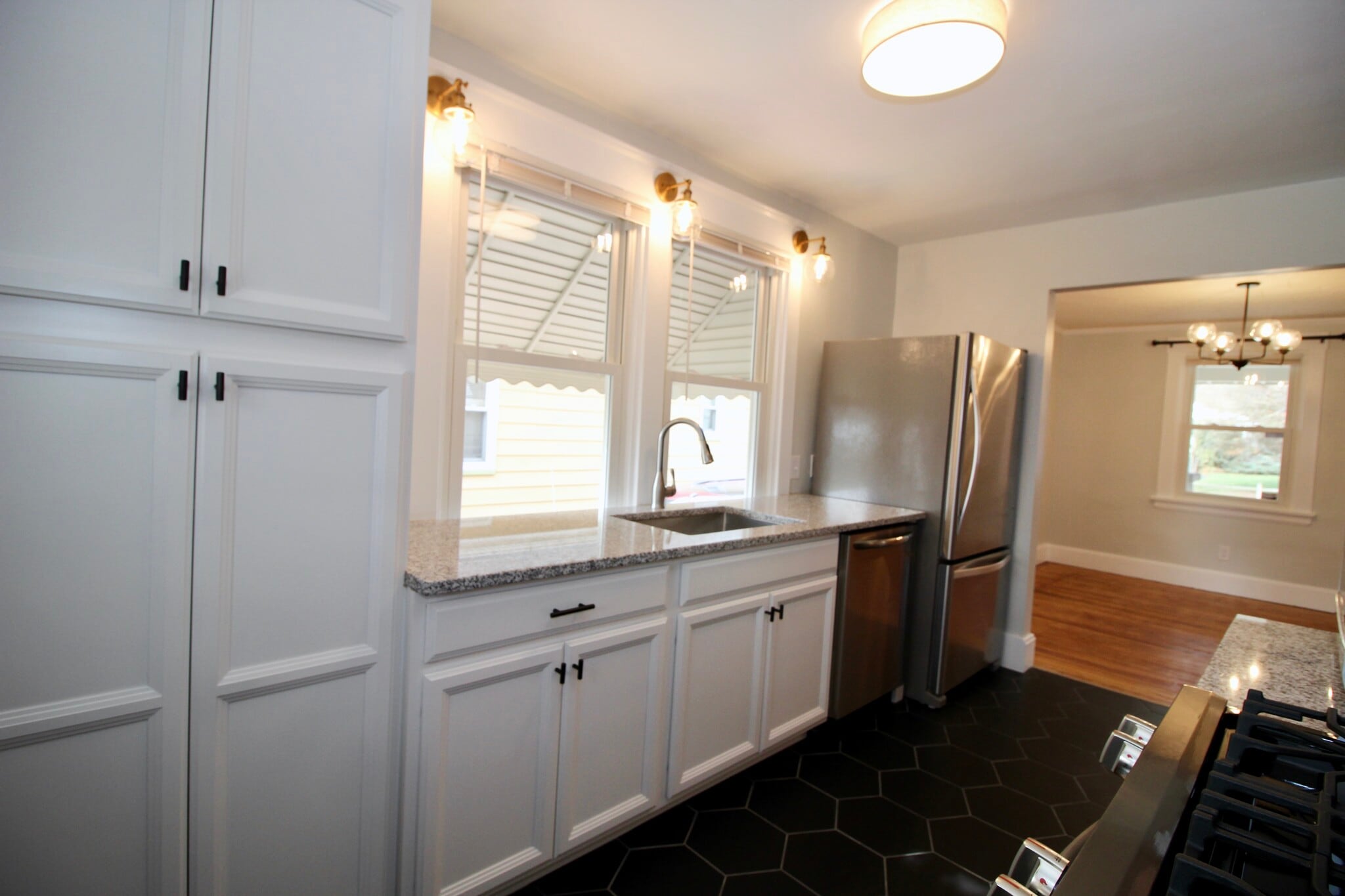 Building Photo - 6843 Buckingham Pl