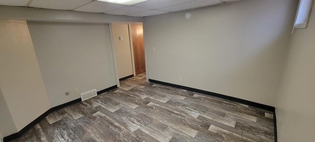 Building Photo - 20 N Willow St