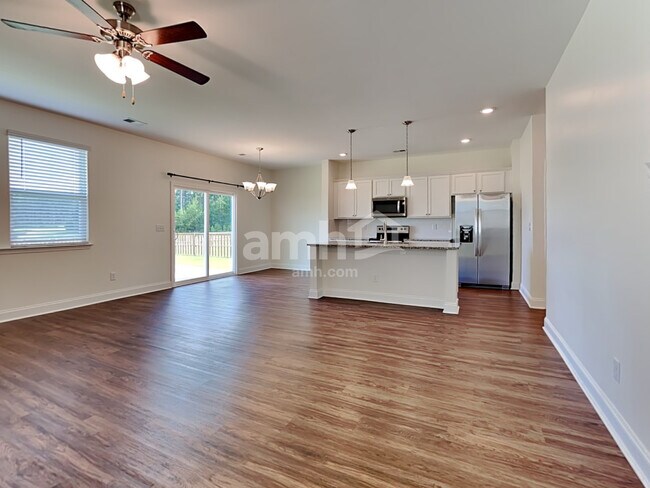 Building Photo - 317 Azore Way